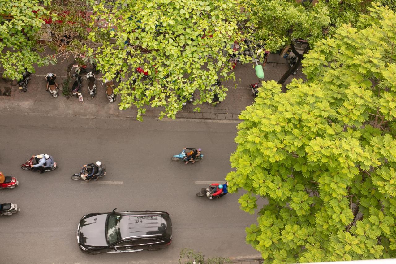 Hanoi Aria Central Hotel & Spa Exterior photo